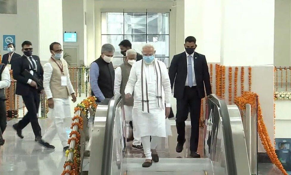 प्रधानमंत्री मोदी ने किया रानी कमलापति स्टेशन का लोकार्पण, ये है खासियत