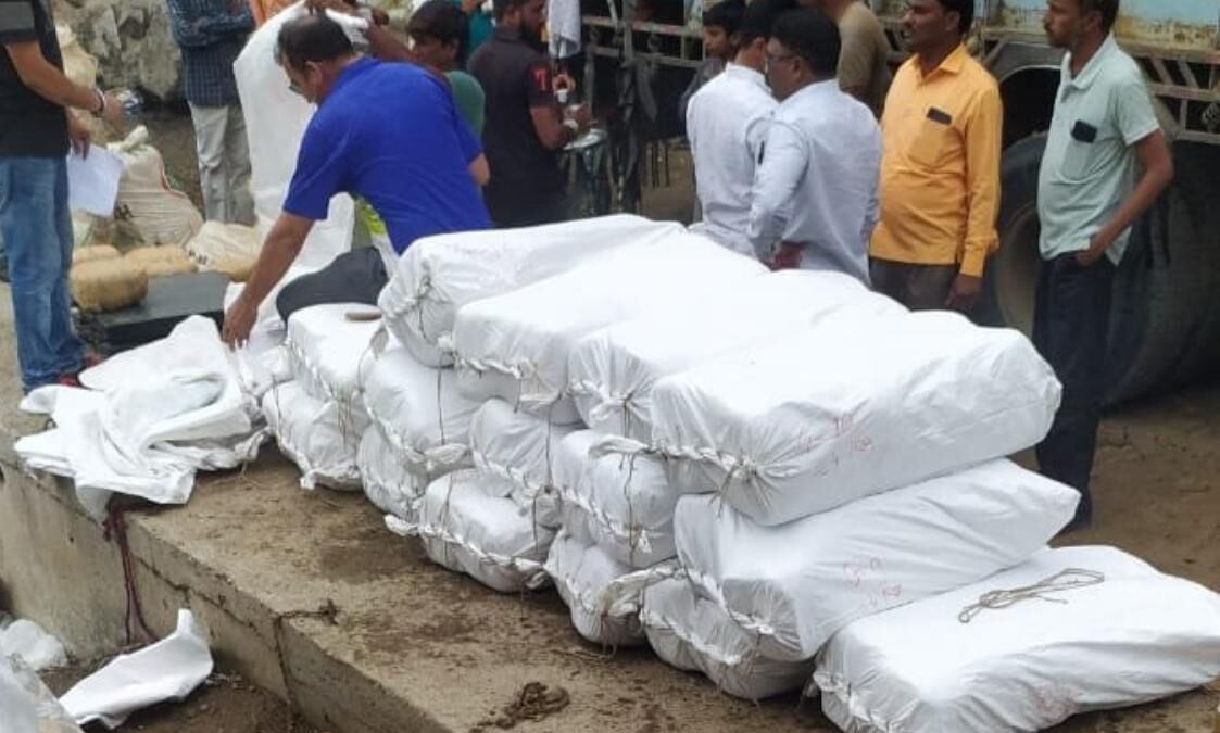 NCB की बड़ी कार्रवाई, नांदेड़ से जब्त किया 1127 किलोग्राम गांजा, दो गिरफ्तार