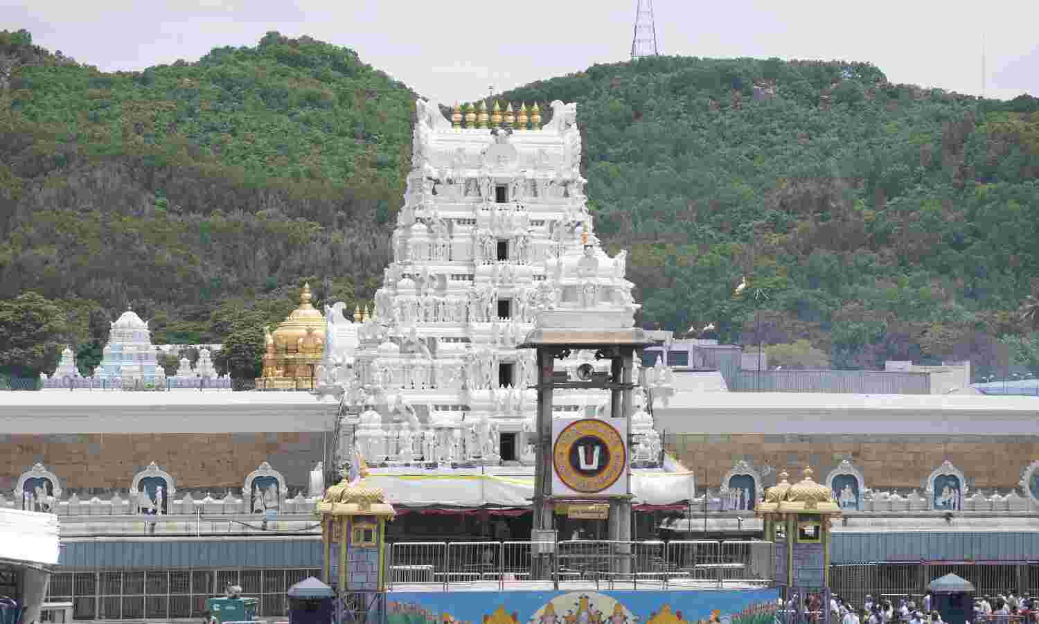 सुप्रीम कोर्ट ने तिरुपति मंदिर की पूजा पद्धति में दखल देने से किया इंकार, कही ये..बात