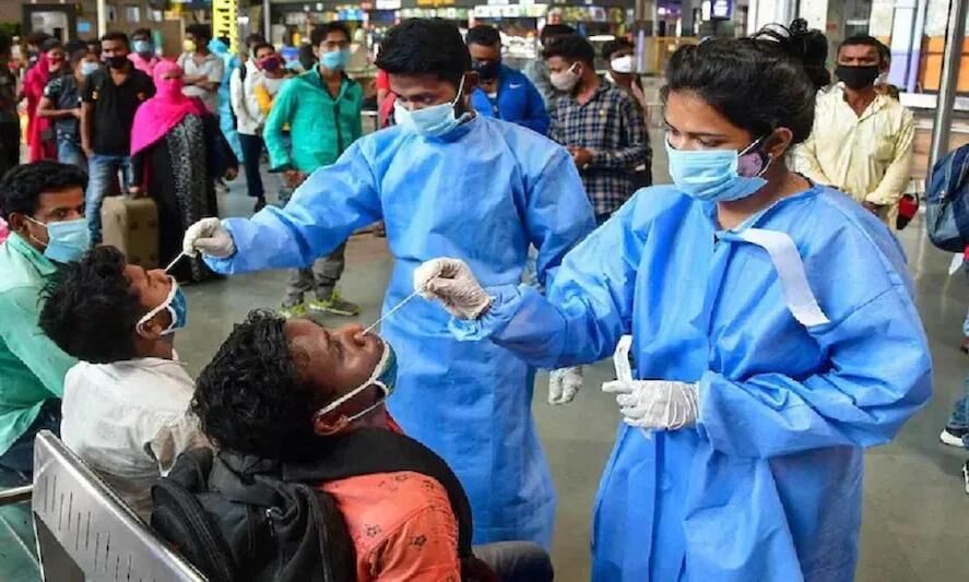 कोरोना सक्रमण के नए मामलों में उतार-चढ़ाव जारी, 24 घंटों में 8,439 मरीज