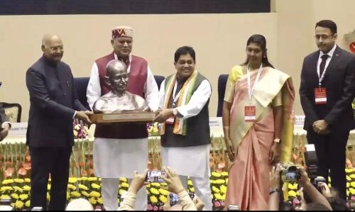 छत्तीसगढ़ बना देश का सबसे स्वच्छ राज्य, लगातार तीसरे साल मिला ये अवार्ड छत्तीसगढ़ बना देश का सबसे स्वच्छ राज्य, लगातार तीसरे साल मिला ये अवार्ड