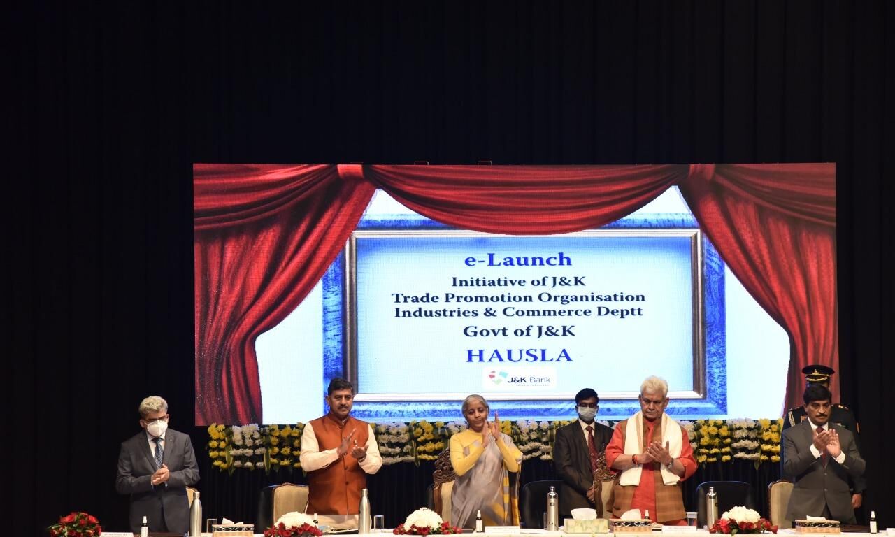 वित्तमंत्री ने जम्मू-कश्मीर से किया वादा, बजट में विशेष ख्याल रखा जाएगा वित्तमंत्री ने जम्मू-कश्मीर से किया वादा, बजट में विशेष ख्याल रखा जाएगा