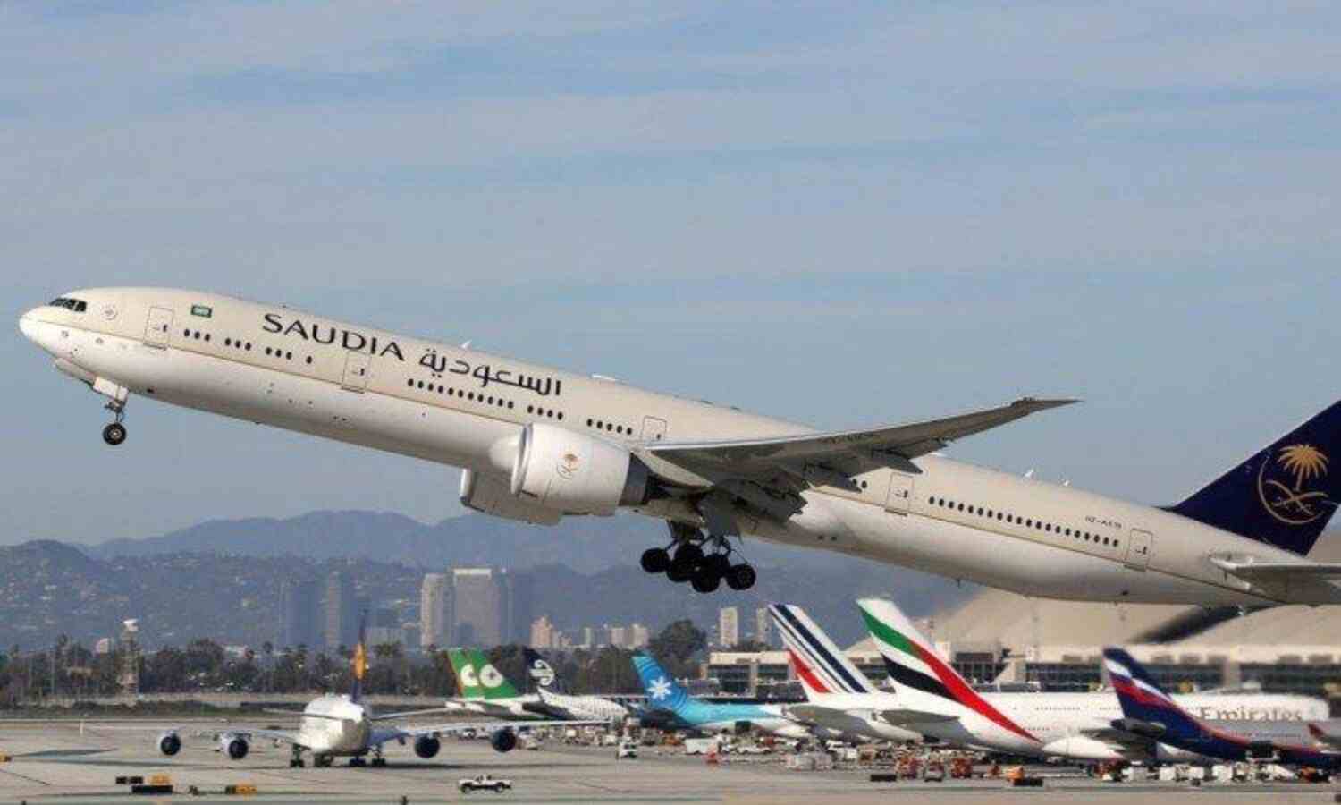 सऊदी अरब ने खोले गेट, भारत समेत 6 देशों से हटाएं यात्रा प्रतिबंध
