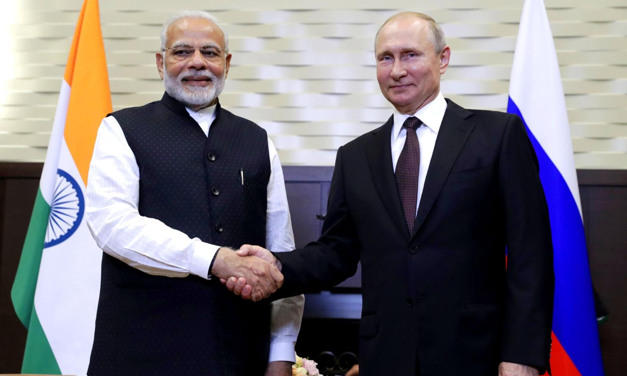 दिसम्बर में भारत दौरे पर आएंगे ब्लादिमीर पुतिन, दोनों देशों के बीच होगी 2+2 वार्ता दिसम्बर में भारत दौरे पर आएंगे ब्लादिमीर पुतिन, दोनों देशों के बीच होगी 2+2 वार्ता