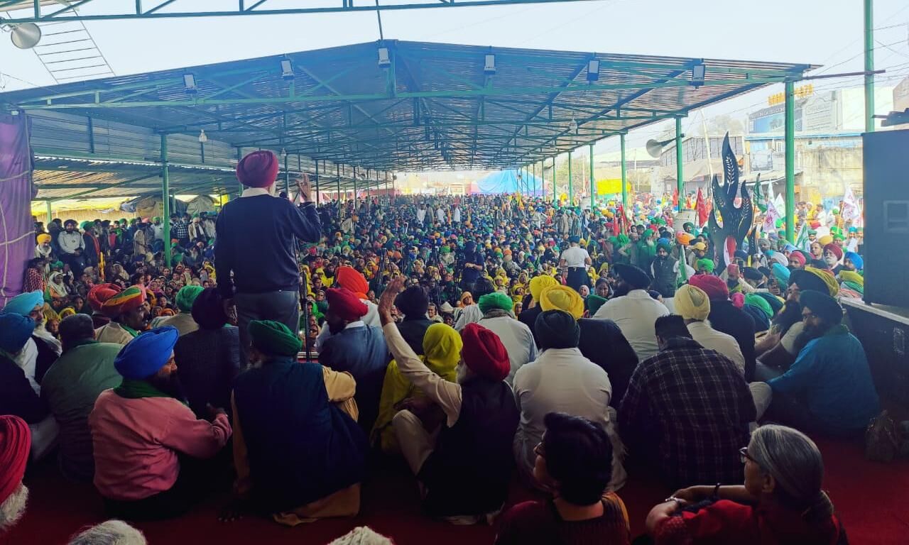 किसान आंदोलन का एक साल, गाजीपुर बॉर्डर पर शुरू हुई महापंचायत