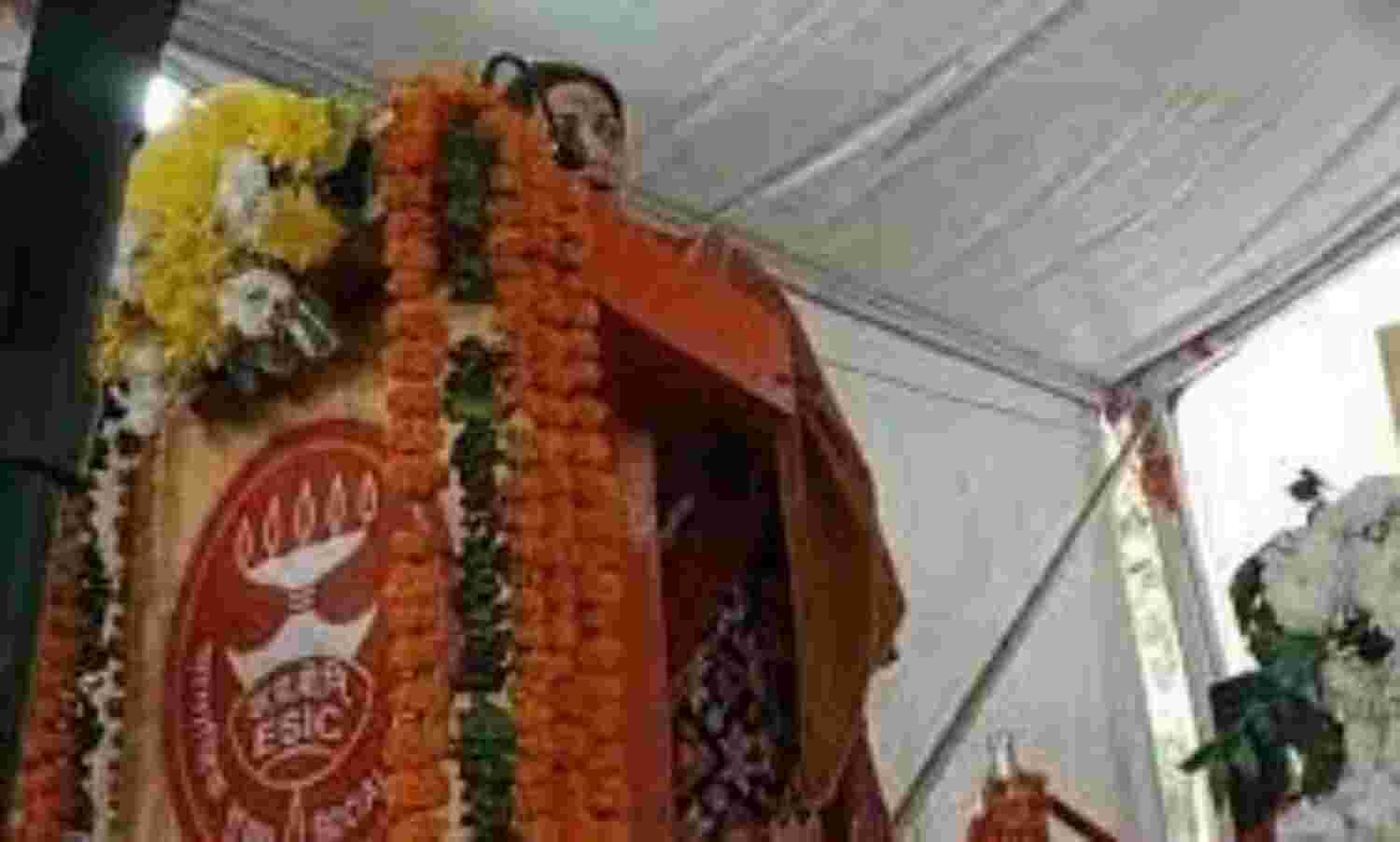 स्मृति ईरानी का सोनिया गांधी पर निशाना,  1971 से अब तक कामगारों के लिए नहीं सोचा