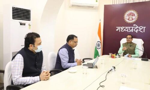 मास्क लगवाने जनता के बीच जाएंगे मुख्यमंत्री, अधिकारीयों को दिए अहम निर्देश