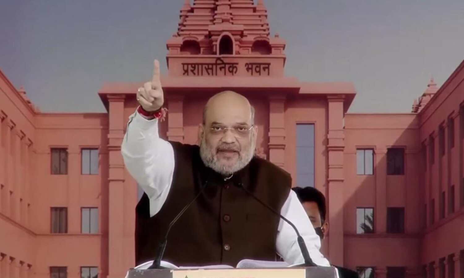 अमित शाह का अखिलेश पर हमला कहा-  घर जाकर आंकड़े देखें, आपके समय में माफिया राज था 