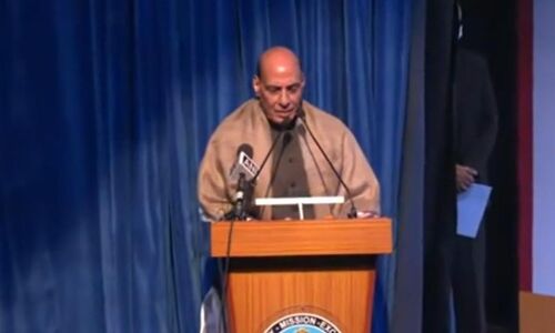 देश के पहरेदारों की मदद करना लोगों की भी सामूहिक जिम्मेदारी और नैतिक दायित्व