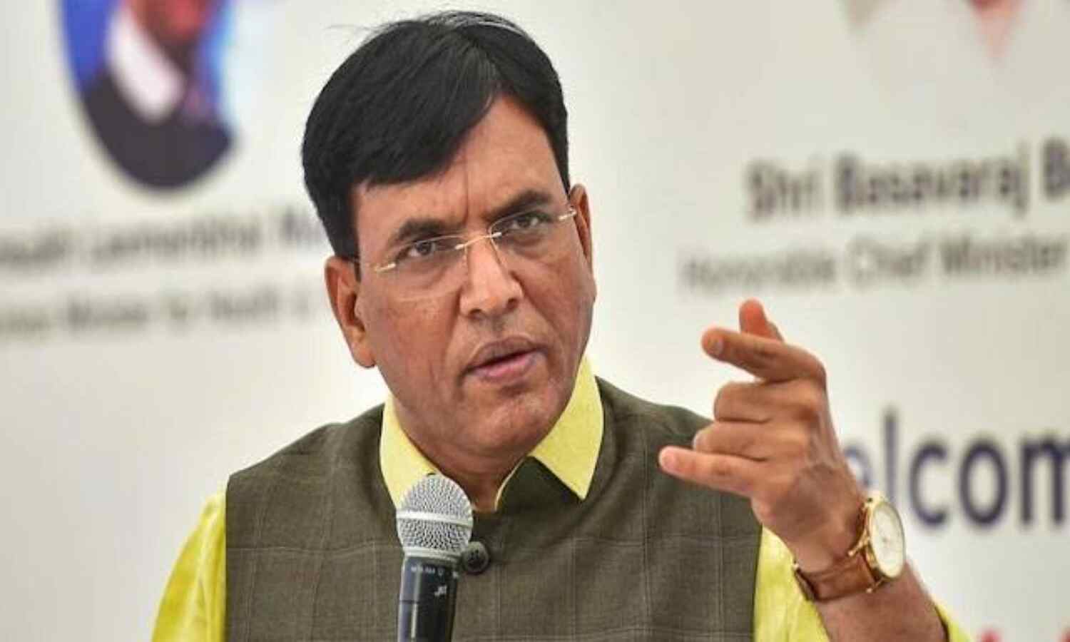 ओमीक्रोन वेरिएंट आने के बाद सरकार की बढ़ी चिंता, राज्यों को दिए अहम निर्देश