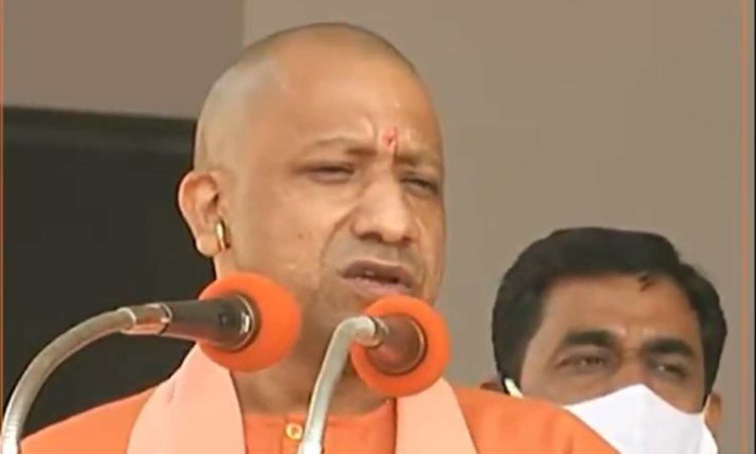 हर धार्मिक पीठ को शिक्षा और स्वास्थ्य के क्षेत्र में कार्य करना चाहिए : योगी आदित्यनाथ