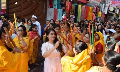 जैन समाज ने मनाई तारण जयंती, निकाली शोभा यात्रा जैन समाज ने मनाई तारण जयंती, निकाली शोभा यात्रा