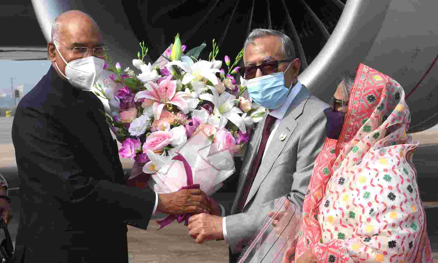 राष्ट्रपति कोविंद 3 दिन की यात्रा पर बांग्लादेश रवाना, विजय दिवस समारोह में लेंगे भाग