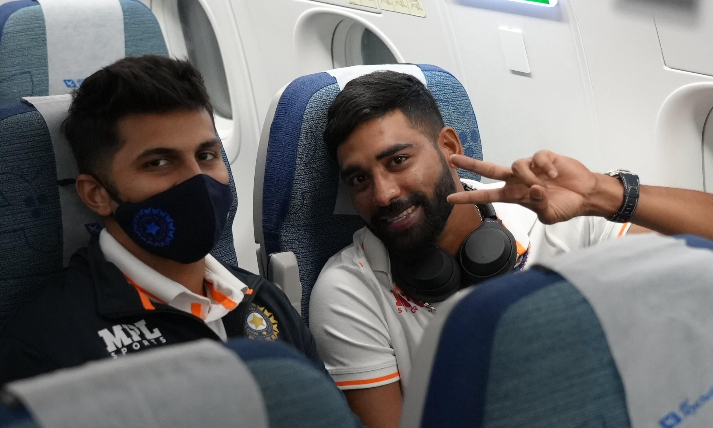 भारतीय टीम साऊथ अफ्रीका रवाना, खेलेगी टेस्ट और वनडे सीरीज