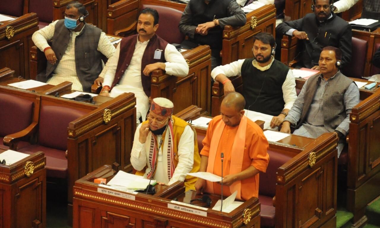 मुख्यमंत्री योगी का विपक्ष पर तंज, कहा- पहले हर क्षेत्र में पीछे  थे, अब सबसे आगे