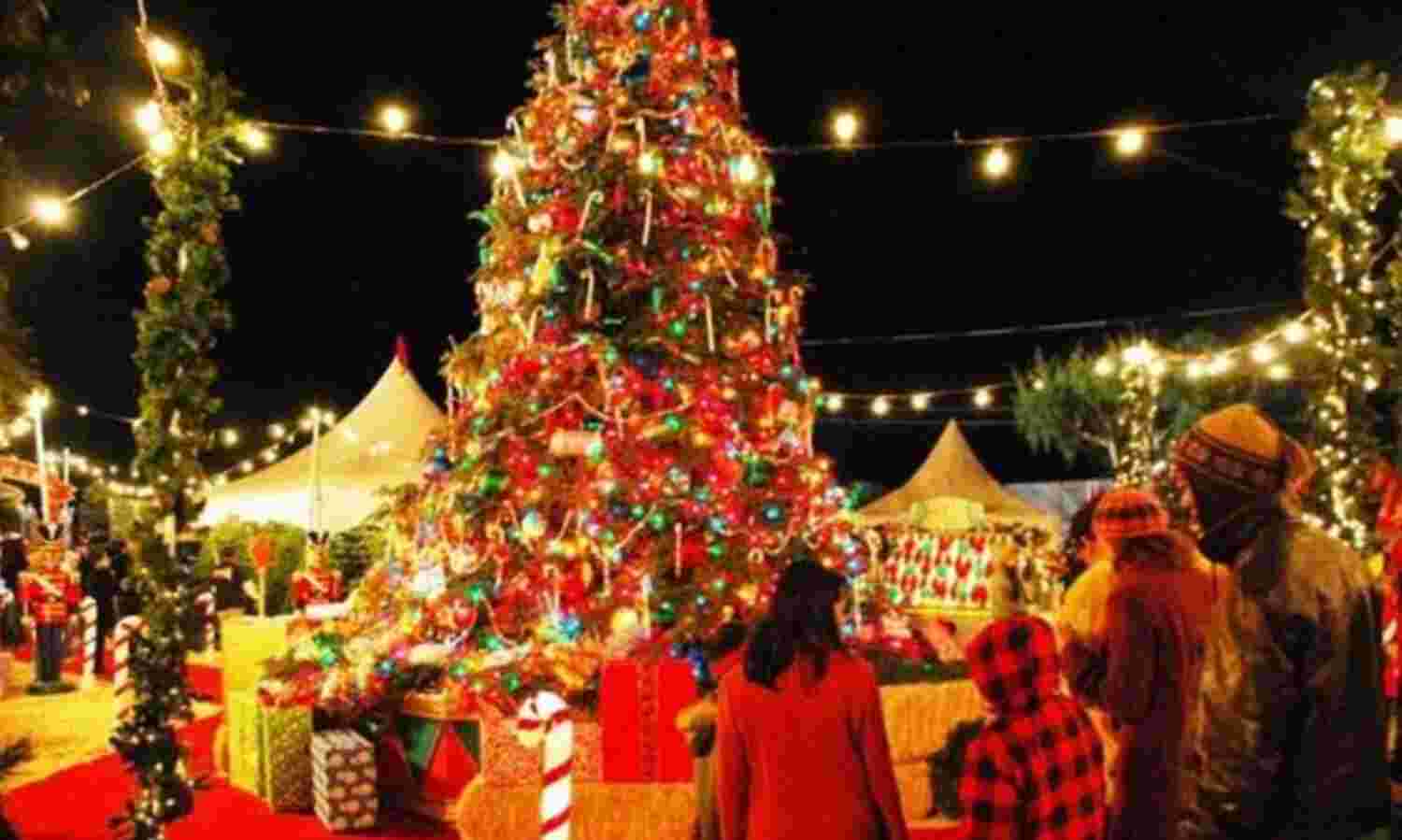 क्रिसमस के जश्न पर मंडराया ओमीक्रोन ग्रहण, कई देश बढ़ा रहे पाबंदियां