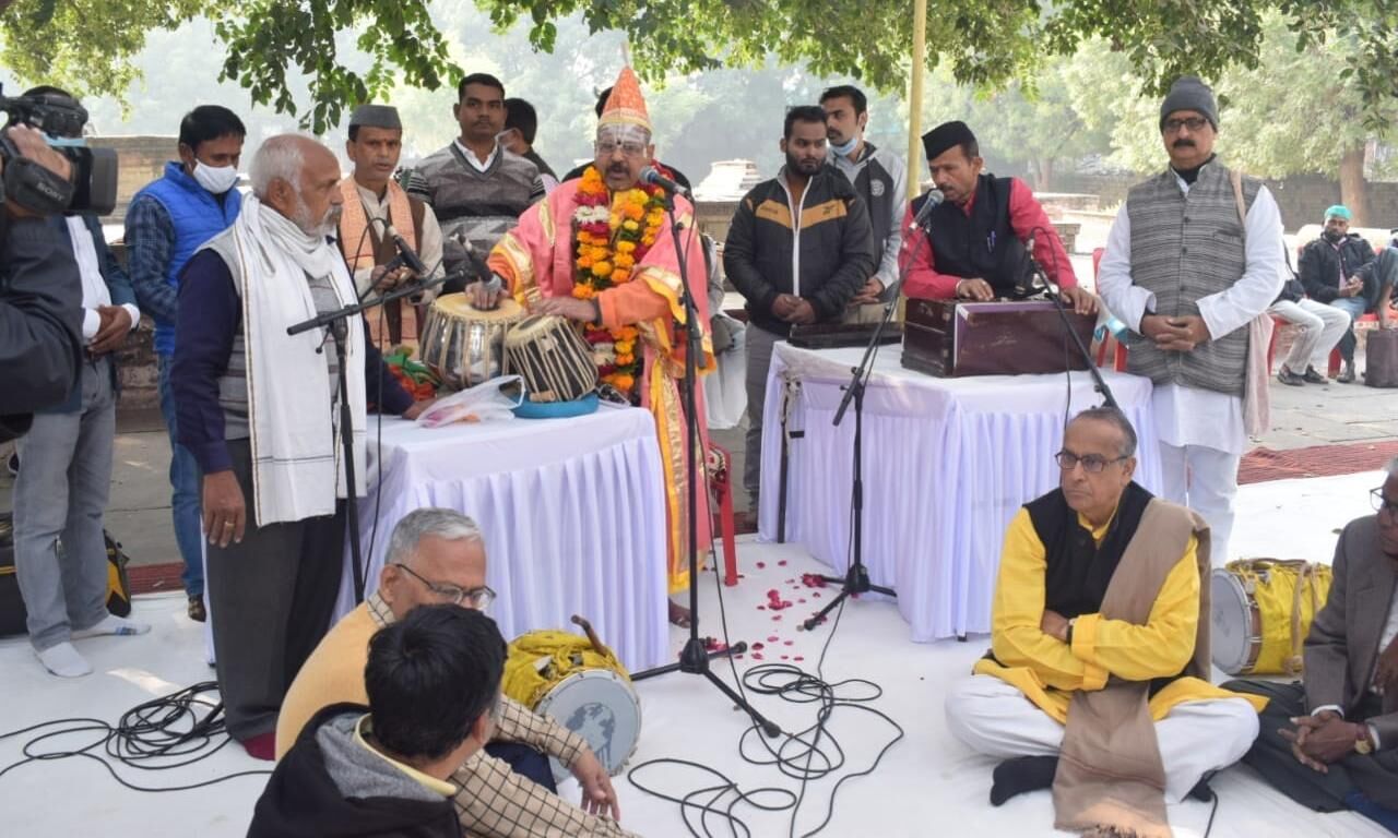 तानसेन समारोह : संगीत के सुरों से सजी महफिल, पं. विक्कू विनायकम कालिदास सम्मान से अलंकृत