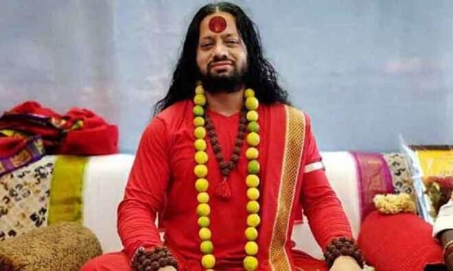 महात्मा गांधी पर कथित अभद्र टिप्पणी करने वाले कालीचरण महाराज गिरफ्तार