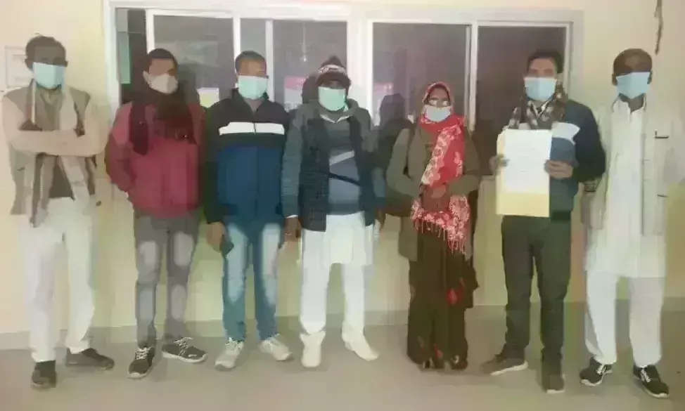 ब्लाक प्रमुख व बीडीओ पर लगाया सरकारी धन के दुरुपयोग का आरोप ब्लाक प्रमुख व बीडीओ पर लगाया सरकारी धन के दुरुपयोग का आरोप