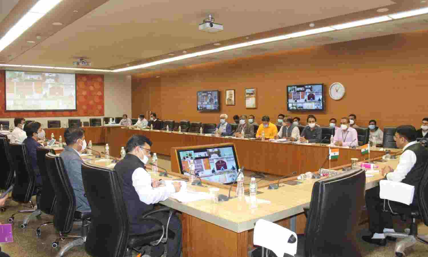 केंद्रीय स्वास्थ्य मंत्री ने राज्यों के साथ की बैठक, कोरोना तैयारियों पर चर्चा