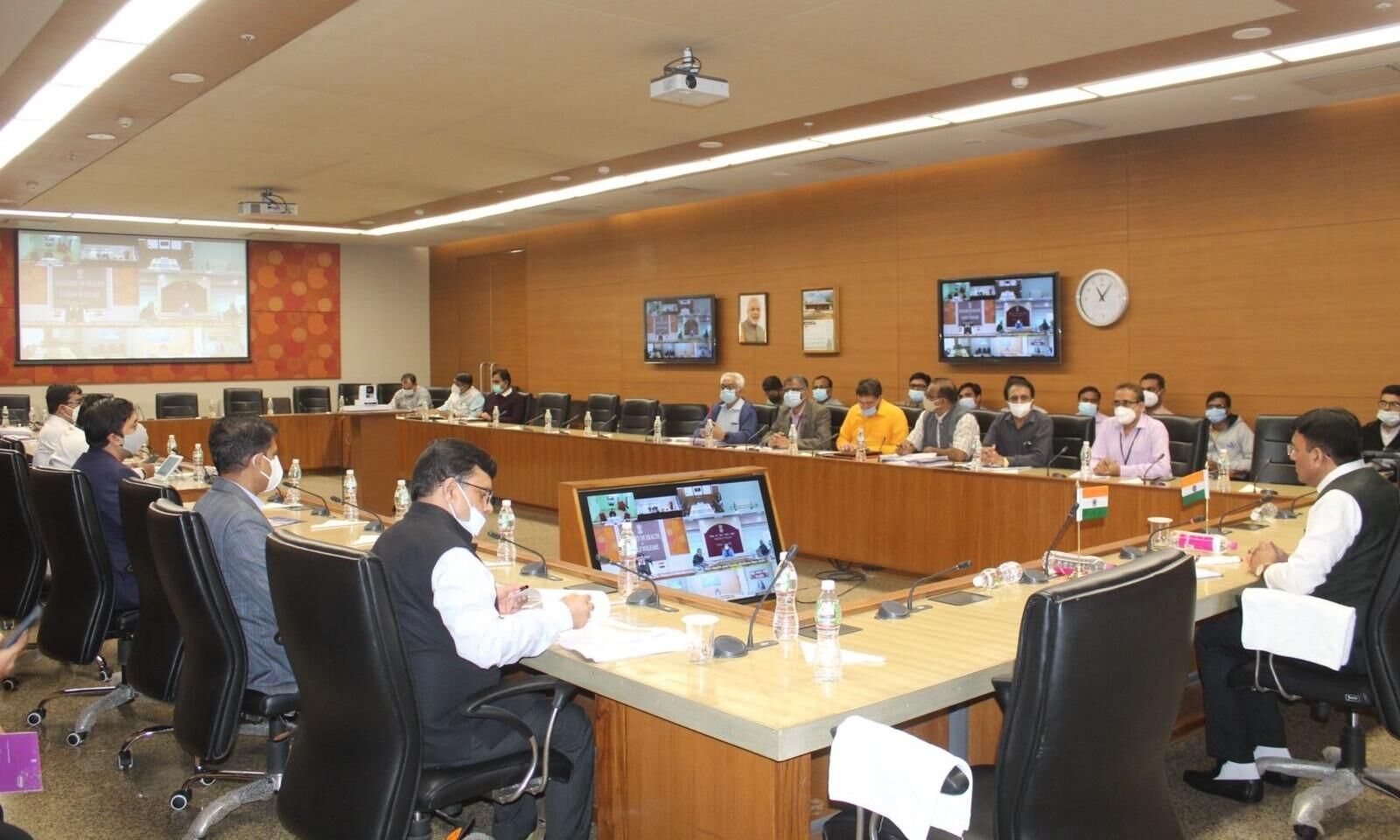 केंद्रीय स्वास्थ्य मंत्री ने राज्यों के साथ की बैठक, कोरोना तैयारियों पर चर्चा