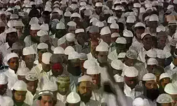 पूरी दुनिया के मुसलमानों का हो रहा है मजहब से मोहभंग पूरी दुनिया के मुसलमानों का हो रहा है मजहब से मोहभंग