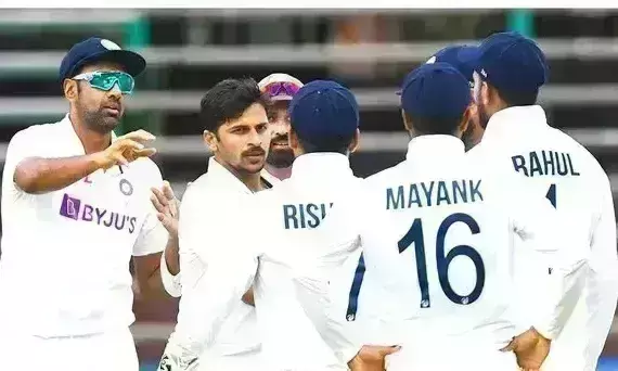 दक्षिण अफ्रीका की पहली पारी 229 रन पर सिमटी, शार्दुल ने लिए 7 विकेट