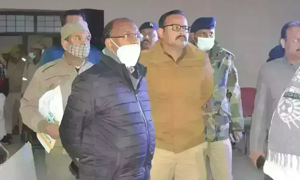 डीएम-एसपी ने राज्यपाल आगमन की तैयारियों का लिया जायजा