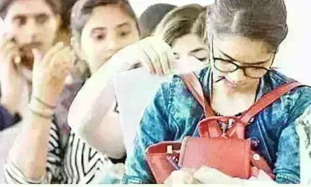 बेरोजगारी.. मैकाले, गांधी और नव उदारवाद