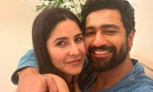 कैटरिना कैफ ने शादी का एक महीना पूरे होने पर शेयर की विक्की संग रोमांटिक तस्वीर