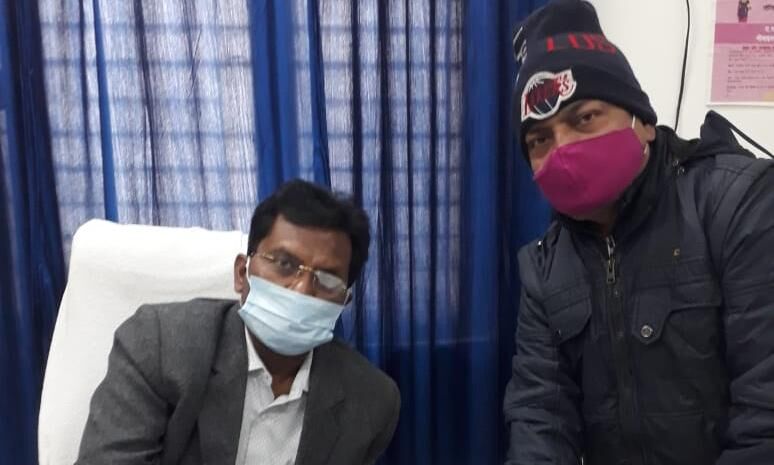 सीएमओ नें संभाला कार्यभार, फिर निकले तीन कोरोना पाजिटिव अब हो गए 22 सीएमओ नें संभाला कार्यभार, फिर निकले तीन कोरोना पाजिटिव अब हो गए 22