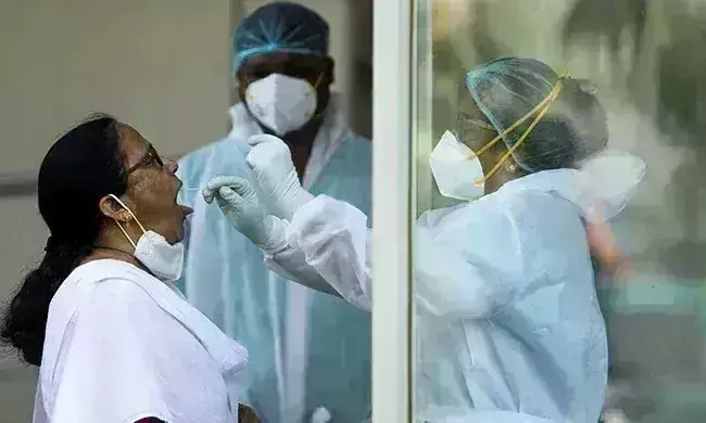 24 घंटों में कोरोना के 2.58 लाख से अधिक मरीज, संक्रमण दर 19.65 फीसदी हुई