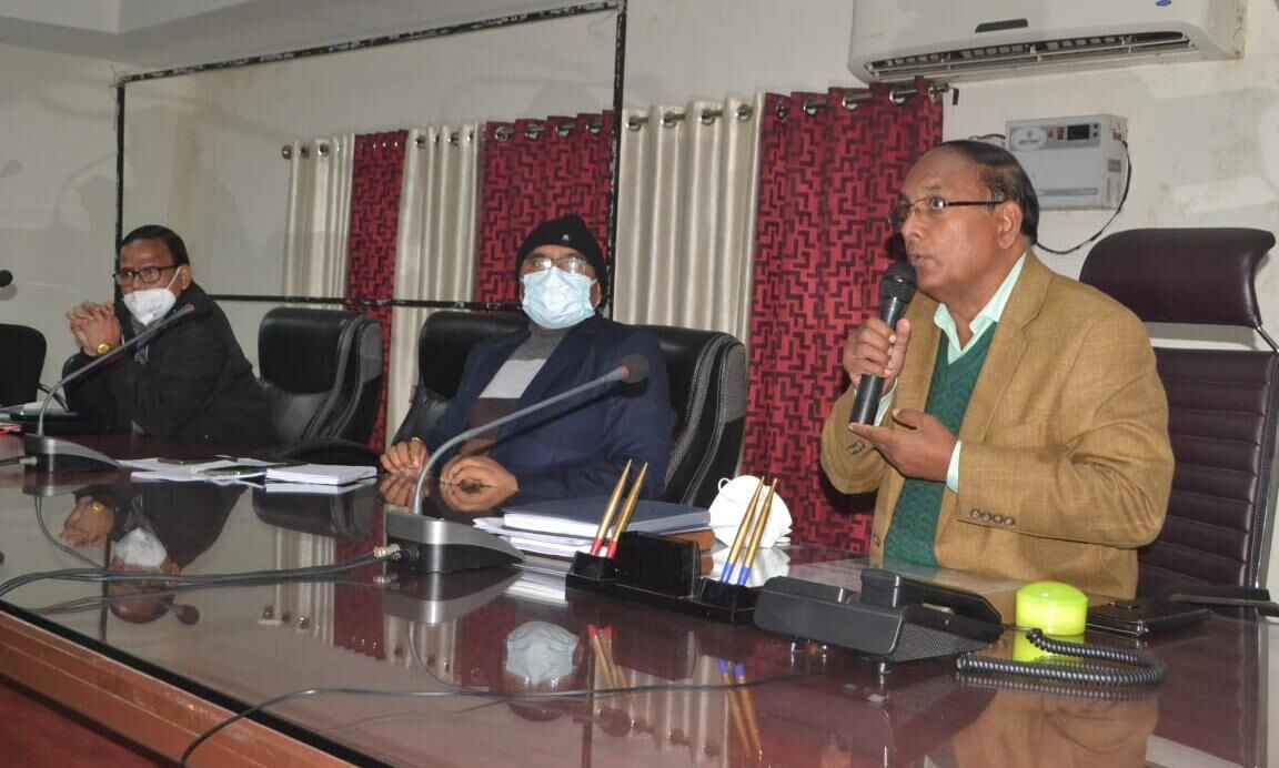 बांदा बने देश की शान, डीएम ने की बैठक कहा बनाए रणनीति 75 प्लस हो मतदान बांदा बने देश की शान, डीएम ने की बैठक कहा बनाए रणनीति 75 प्लस हो मतदान