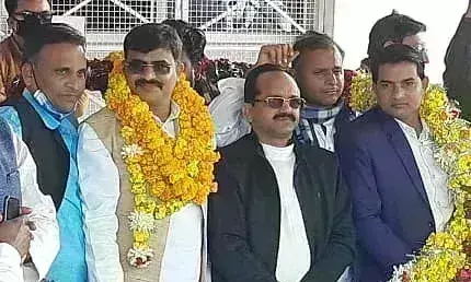 बसपा ने तिंदवारी विधानसभा से घोषित किया प्रत्याशी, जयराम सिंह को दिया टिकट बसपा ने तिंदवारी विधानसभा से घोषित किया प्रत्याशी, जयराम सिंह को दिया टिकट