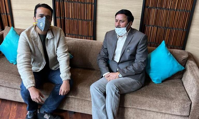 चुनाव से पहले राजनीतिक दलों में मची भगदड़, भाजपा विधायक अवतार सिंह RLD में हुए शामिल