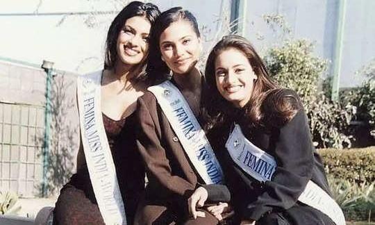 एक ही फ्रेम में नजर आई दीया मिर्जा, प्रियंका चोपड़ा और लारा दत्ता, वायरल हुई तस्वीर