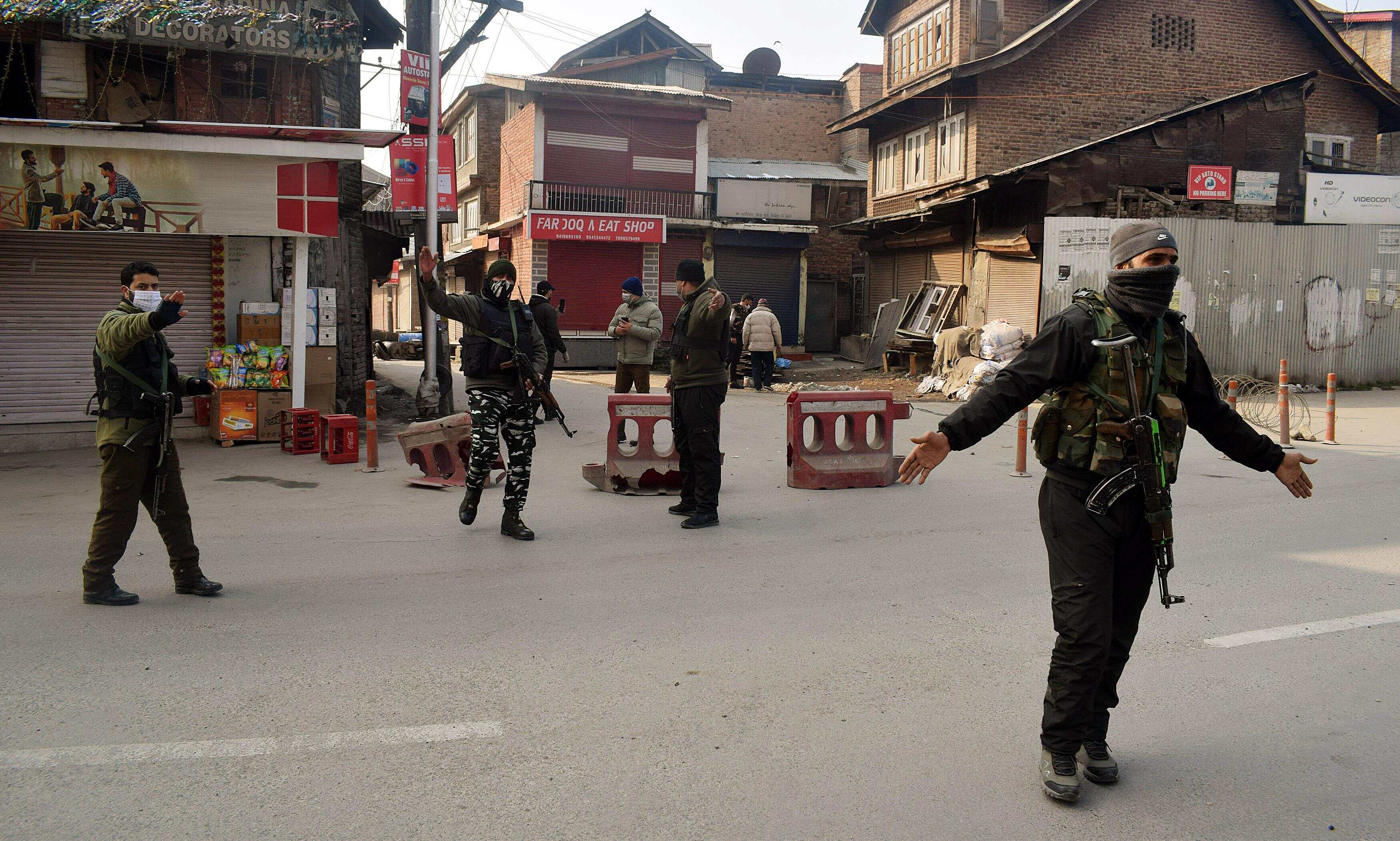 टली तबाही : श्रीनगर में कुकर बम बरामद, दस्ते ने किया डिफ्यूज