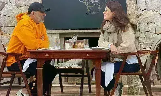 अक्षय-ट्विंकल ने मनाई शादी की 21वीं सालगिरह, शेयर की मजेदार चैट