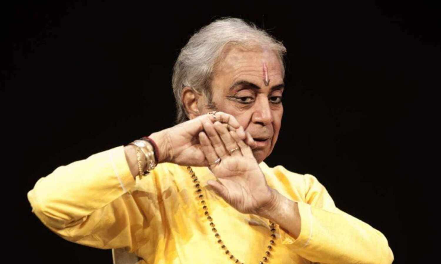 विधवा मां के संकल्प ने बिरजू को बिरजू महाराज बना दिया