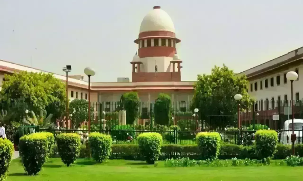 सुप्रीम कोर्ट ने केंद्र से कहा- सामुदायिक रसोई का मॉडल तैयार करे