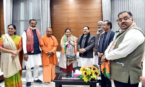 समाजवादी पार्टी को बड़ा झटका, मुलायम सिंह की छोटी बहू अपर्णा यादव भाजपा में शामिल