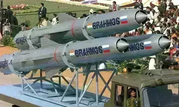 भारत ने ब्रह्मोस क्रूज मिसाइल का किया परीक्षण, एंटी-शिप और लैंड-अटैक में सक्षम