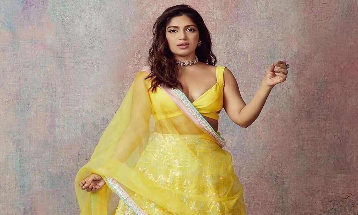 भूमि पेडनेकर ने शेयर की बोल्ड तस्वीरें, सोशल मीडिया पर हुई ट्रोल भूमि पेडनेकर ने शेयर की बोल्ड तस्वीरें, सोशल मीडिया पर हुई ट्रोल