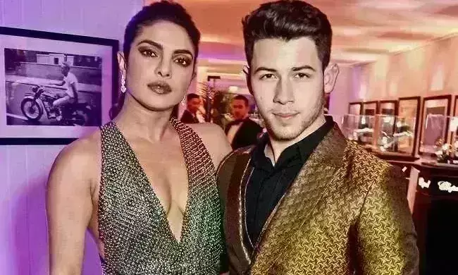 प्रियंका चोपड़ा-निक जोंस बने पेरेंट्स, घर आया नन्हा मेहमान