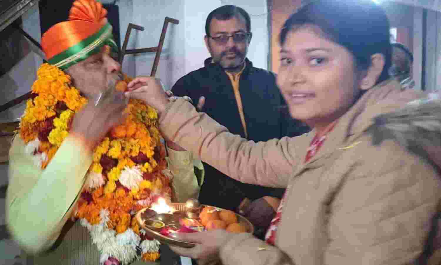 भाजपा प्रत्याशी अजय पटेल का कस्बे में हुआ स्वागत भाजपा प्रत्याशी अजय पटेल का कस्बे में हुआ स्वागत