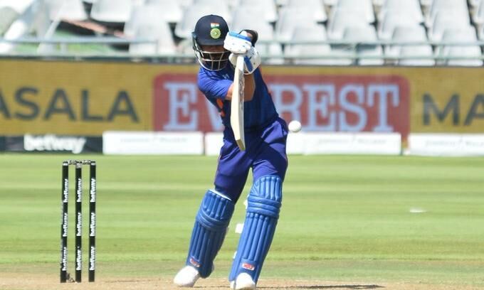 INDvsSA : भारत 4 रन से हारा, दक्षिण अफ्रीका ने सीरीज 3-0 से जीती