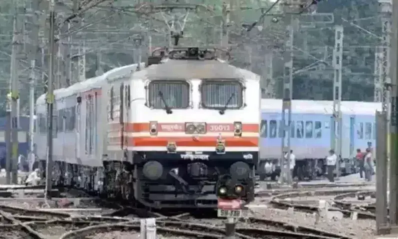 रेलवे ने स्थगित की NTPC, RRB लेवल 1 परीक्षा, शिकायतों के जांच लिए गठित की कमेटी