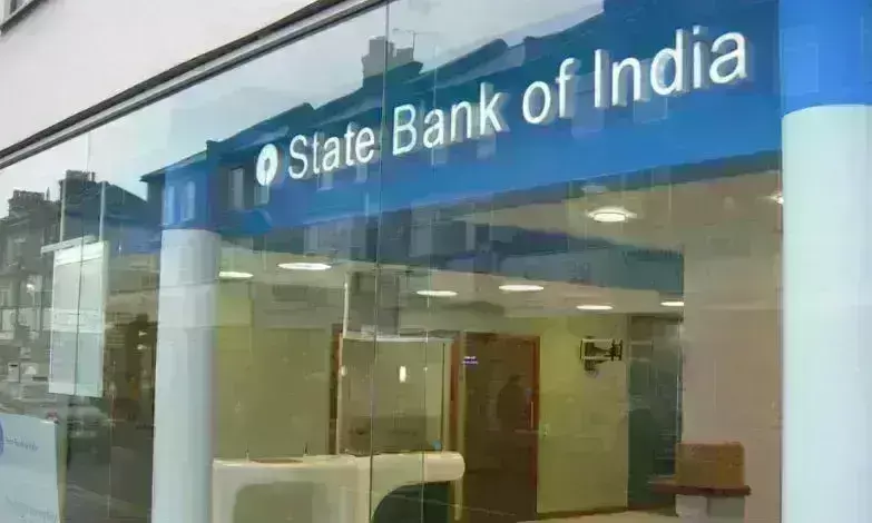 महिला आयोग ने स्टेट बैंक ऑफ़ इंडिया को भेजा नोटिस, ये...है मामला