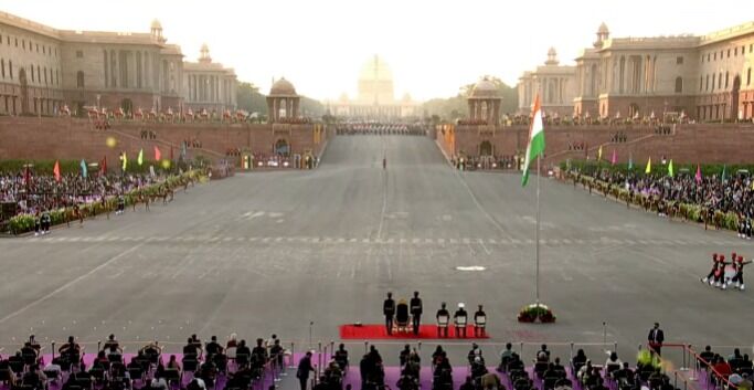 बीटिंग रिट्रीट सेरेमनी में सुनाई दिया ऐ मेरे वतन के लोगों, ड्रोन लाइट शो से जगमगाया आकाश