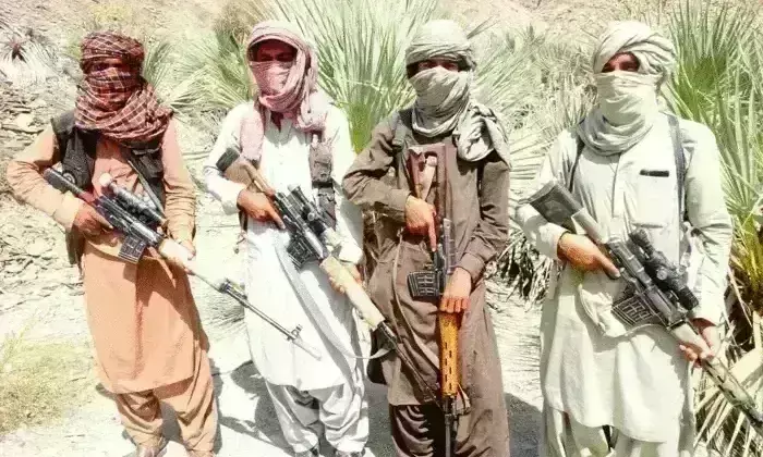 पाकिस्तानी सेना पर ब्लूचों ने किया हमला, दावा- सौ सैनिक मारे गए